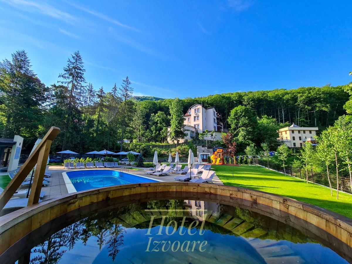 Hotel Izvoare Caciulata Călimăneşti Exterior foto